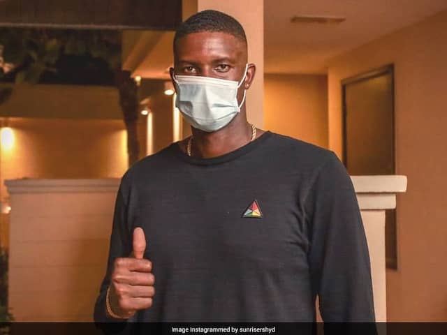 IPL 2020: Jason Holder arrives in UAE in exchange for injured Mitchell Marsh in SRH squad IPL 2020: Jason Holder arrives in UAE in exchange for injured Mitchell Marsh in SRH squad